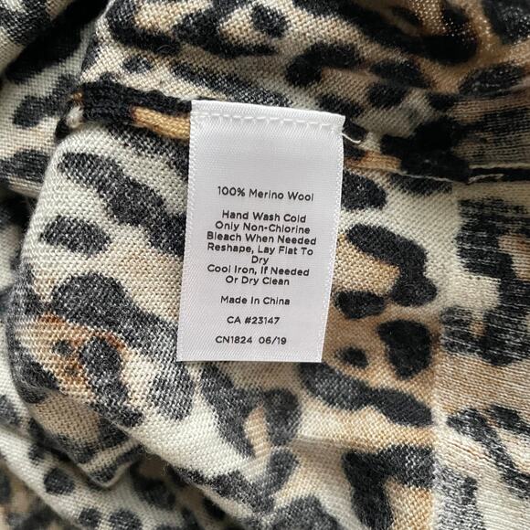 Talbots Merino Wool Animal Print Pullover Sweater size XL - Picture 7 of 9